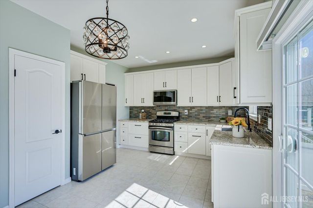 274 Morning Glory Drive, Monroe, NJ 08831