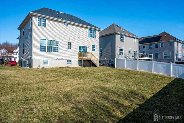 274 Morning Glory Drive, Monroe, NJ 08831