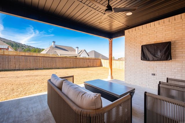 27 Corlay Drive, Little Rock, AR 72223