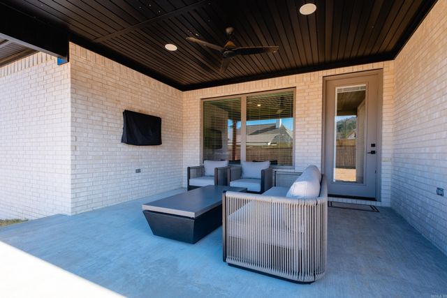 27 Corlay Drive, Little Rock, AR 72223