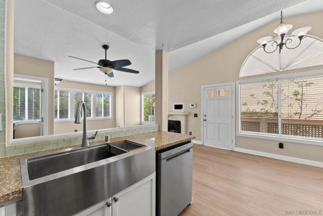 4251 Arroyo Vista Way 345, Oceanside, CA 92057