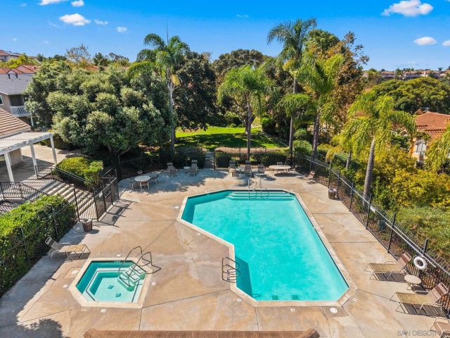 4251 Arroyo Vista Way 345, Oceanside, CA 92057