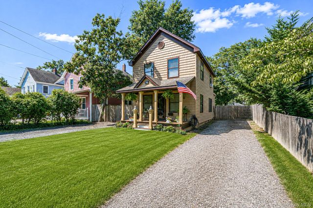 24 Wiggins Avenue, Patchogue, NY 11772