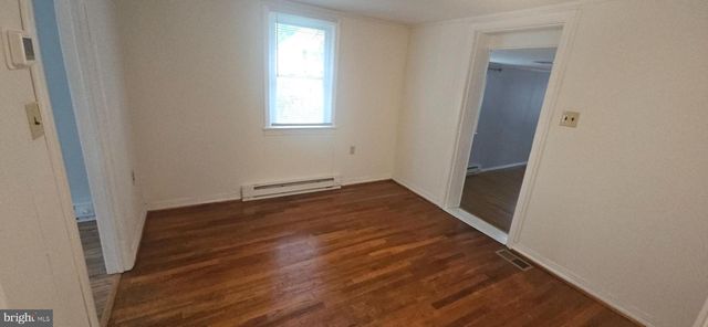 1057 FOREMAN LN, Winchester, VA 22603