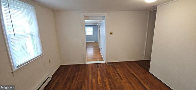 1057 FOREMAN LN, Winchester, VA 22603