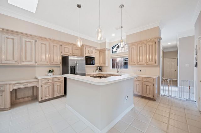 3415 Kingsway Court, Kingwood, TX 77339