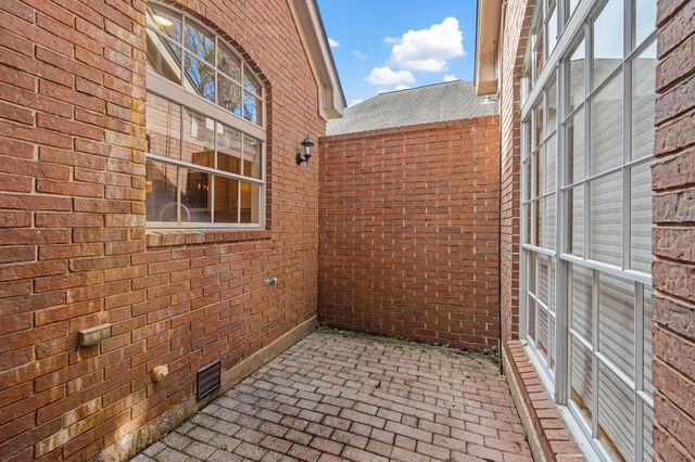 3415 Kingsway Court, Kingwood, TX 77339