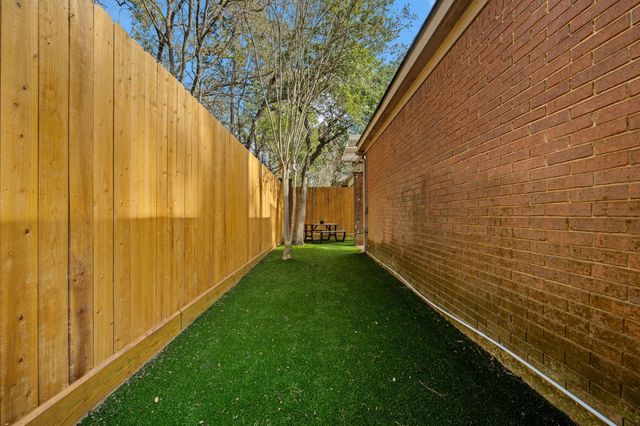 3415 Kingsway Court, Kingwood, TX 77339