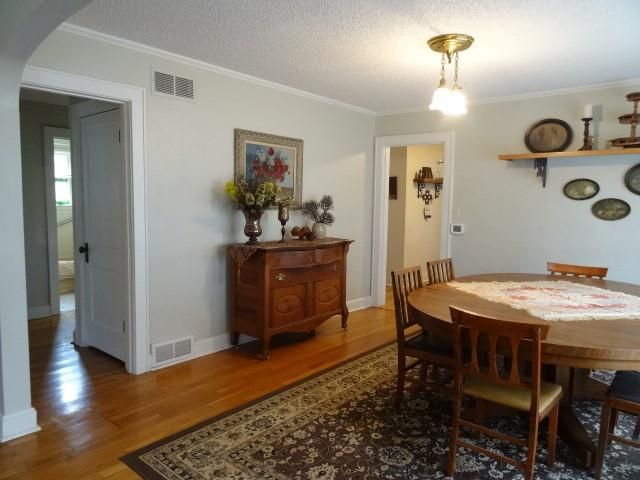 409 N Delaware Street, Butler, MO 64730