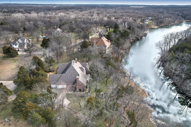 19000 E Knightsbridge Road, Owasso, OK 74055