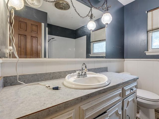 7704 NW 5th Street, Oklahoma City, OK 73127