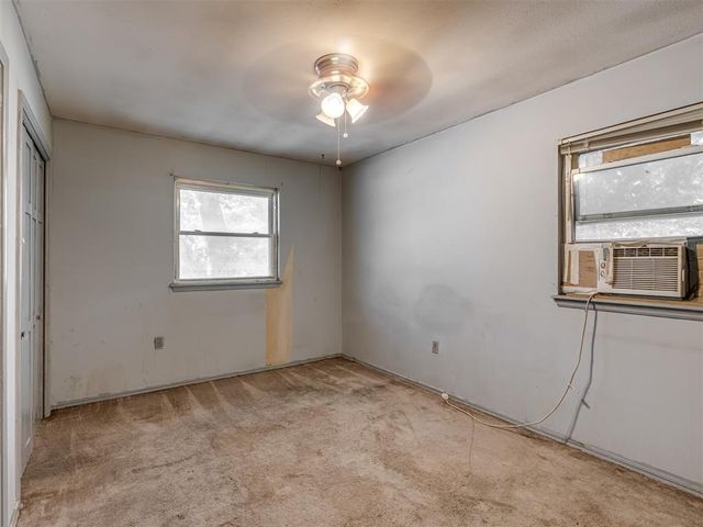 7704 NW 5th Street, Oklahoma City, OK 73127