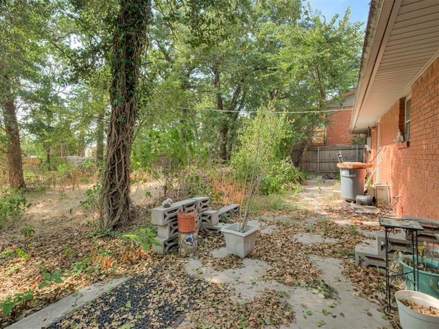 7704 NW 5th Street, Oklahoma City, OK 73127