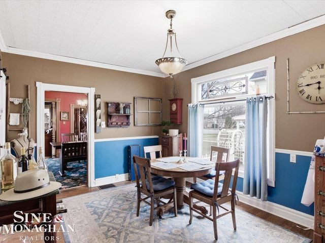 1713 St Clair River Drive, Algonac, MI 48001