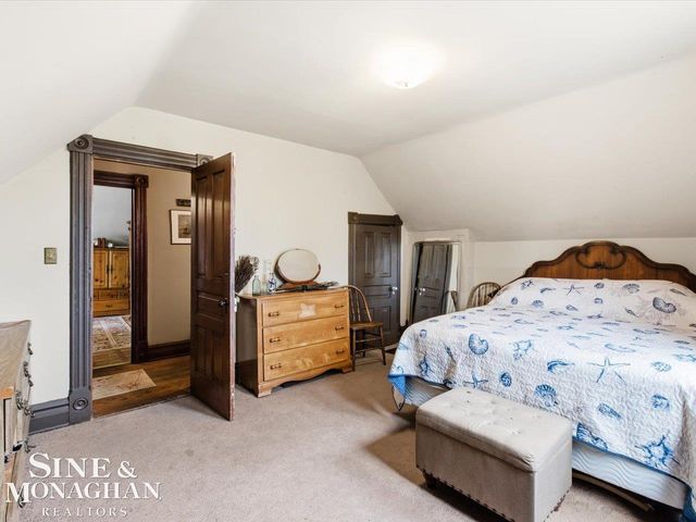 1713 St Clair River Drive, Algonac, MI 48001