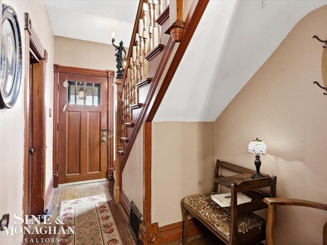 1713 St Clair River Drive, Algonac, MI 48001