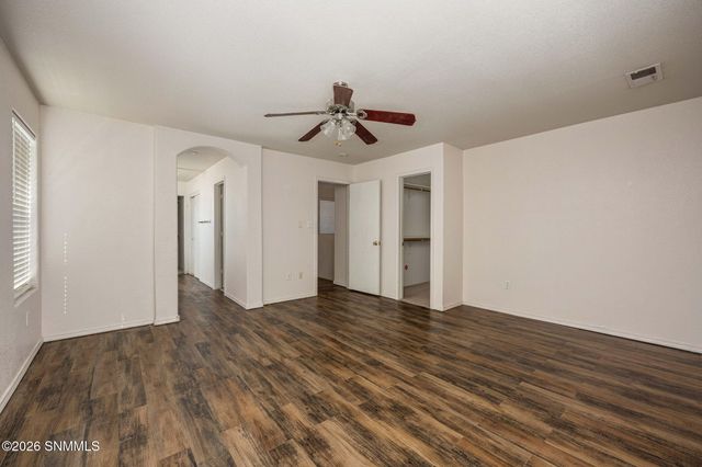 6118 Blue Mountain Drive, Las Cruces, NM 88012