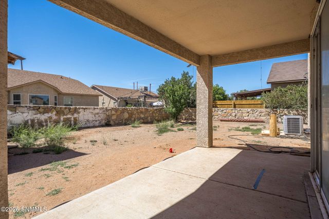 6118 Blue Mountain Drive, Las Cruces, NM 88012