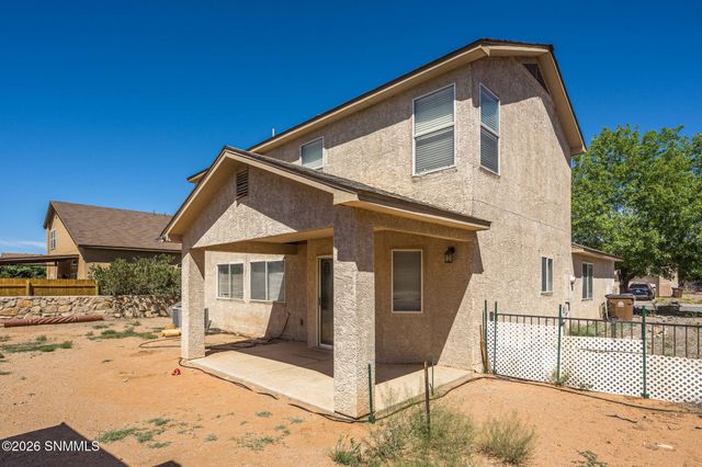 6118 Blue Mountain Drive, Las Cruces, NM 88012