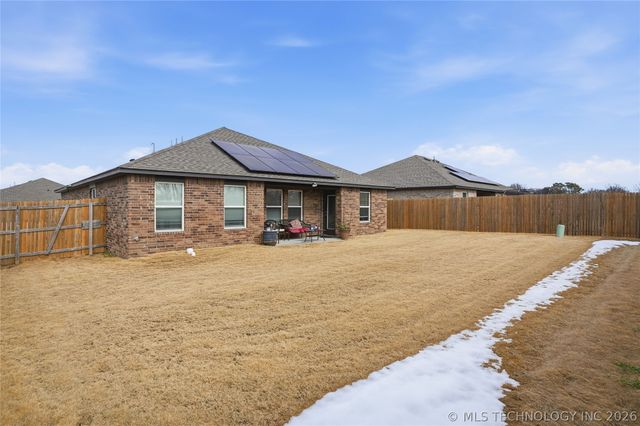 4915 E Galveston Place, Broken Arrow, OK 74014
