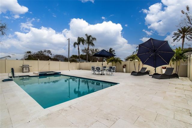 4123 CROSSWATER DRIVE, Tampa, FL 33615