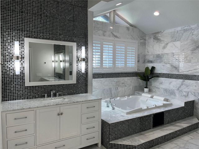 4123 CROSSWATER DRIVE, Tampa, FL 33615