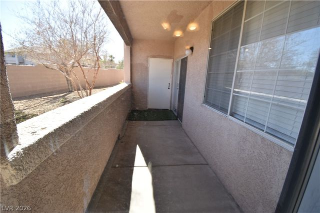 7713 Himalayas Avenue 104, Las Vegas, NV 89128