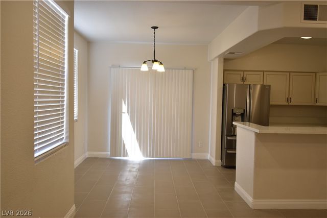 7713 Himalayas Avenue 104, Las Vegas, NV 89128