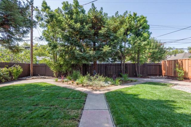 1638 Anamor Street, Redwood City, CA 94061