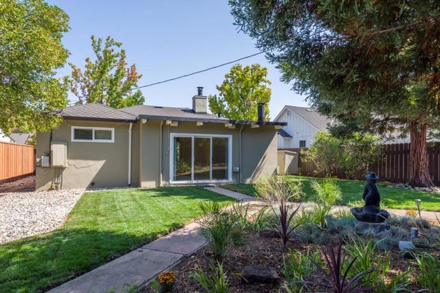 1638 Anamor Street, Redwood City, CA 94061