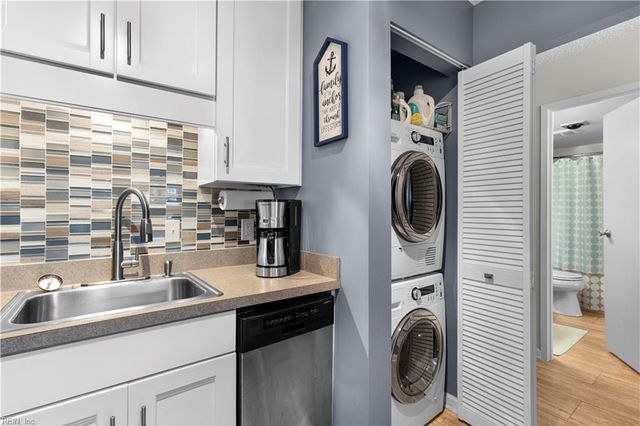 3558 Shore Dr Apt G9, Virginia Beach, VA 23455