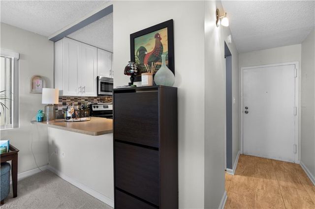 3558 Shore Dr Apt G9, Virginia Beach, VA 23455