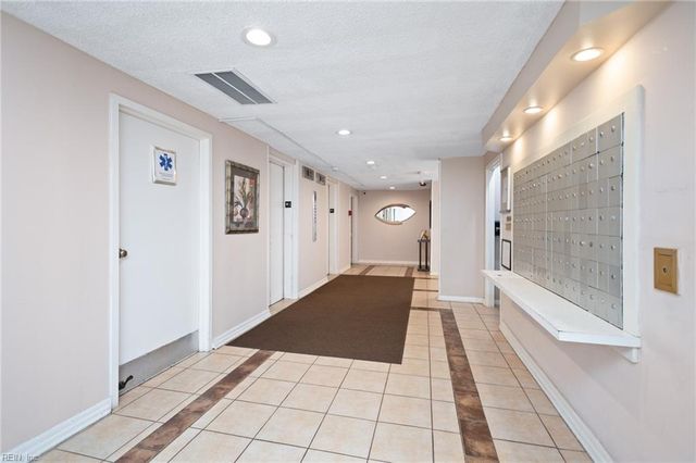 3558 Shore Dr Apt G9, Virginia Beach, VA 23455
