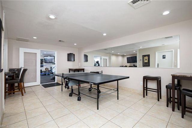 3558 Shore Dr Apt G9, Virginia Beach, VA 23455