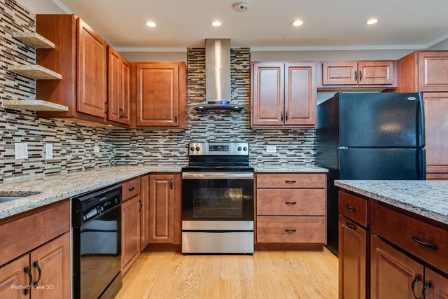 10817 S Oak Park Avenue, Worth, IL 60482