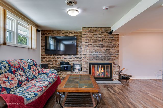 10817 S Oak Park Avenue, Worth, IL 60482