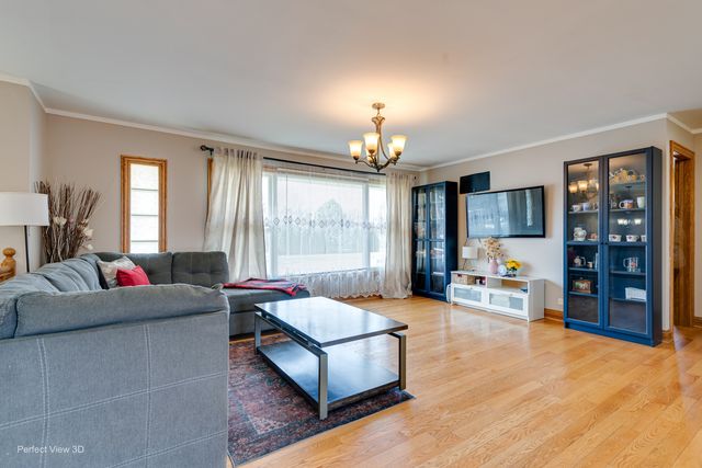 10817 S Oak Park Avenue, Worth, IL 60482