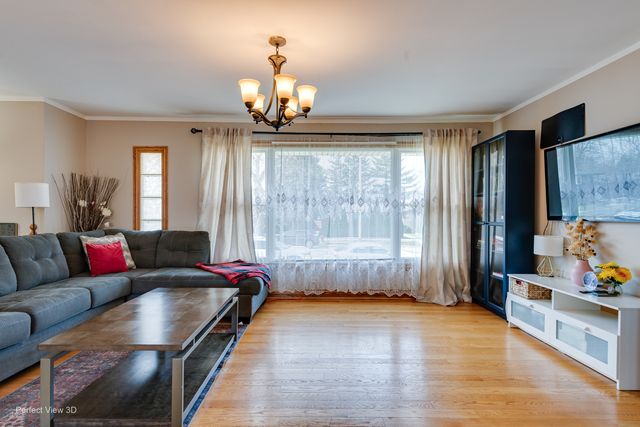 10817 S Oak Park Avenue, Worth, IL 60482