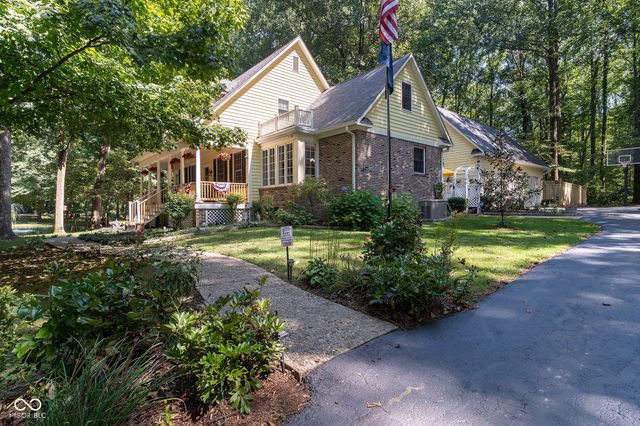 3295 Skyway, Martinsville, IN 46151