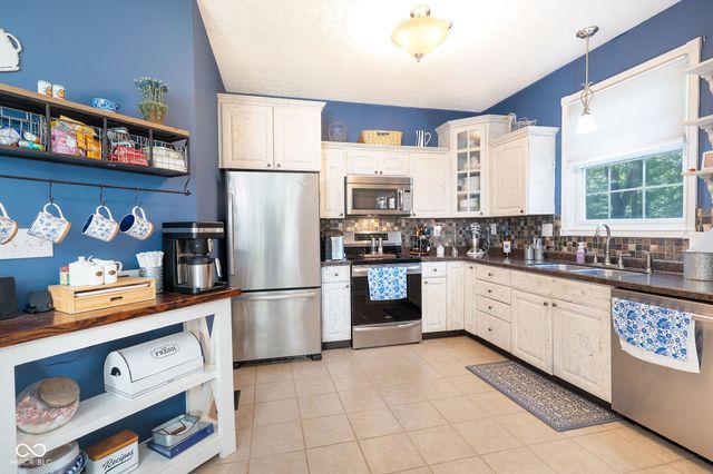 3295 Skyway, Martinsville, IN 46151
