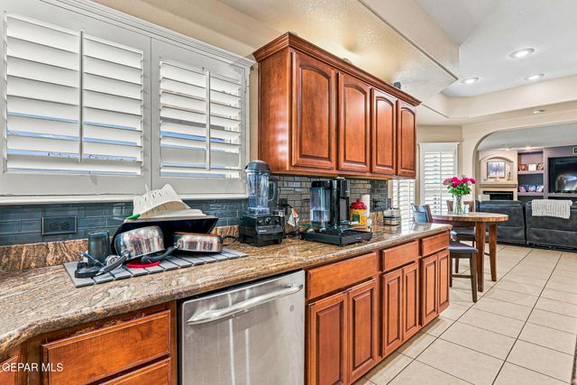 13566 EMERALD COAST Lane, Horizon City, TX 79928