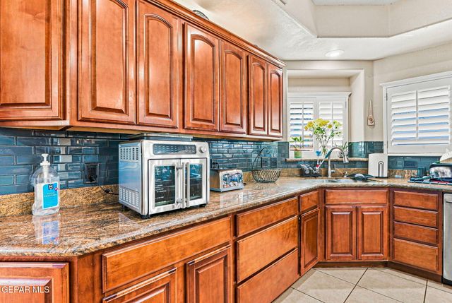 13566 EMERALD COAST Lane, Horizon City, TX 79928