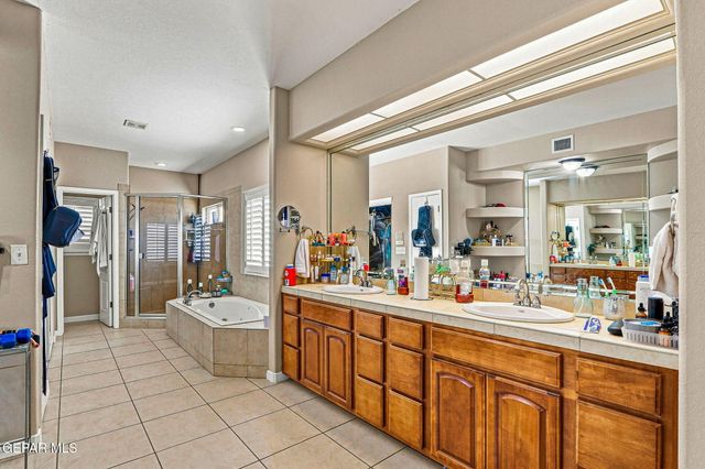 13566 EMERALD COAST Lane, Horizon City, TX 79928
