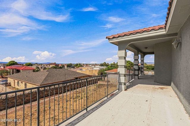 13566 EMERALD COAST Lane, Horizon City, TX 79928