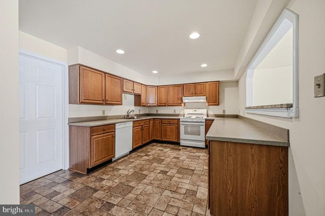 101 VIOLET DR, Kennett Square, PA 19348