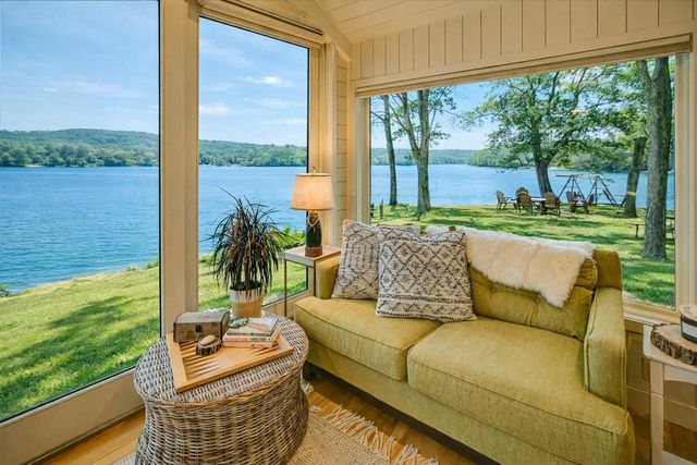 N3789 Tipperary Road, Poynette, WI 53955