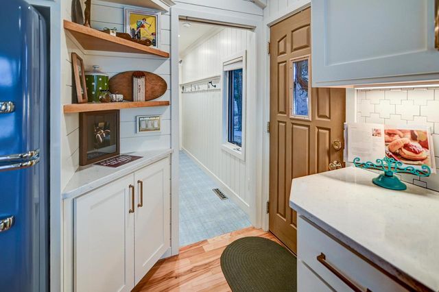 N3789 Tipperary Road, Poynette, WI 53955