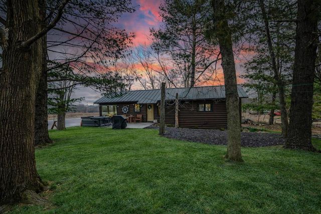 N3789 Tipperary Road, Poynette, WI 53955