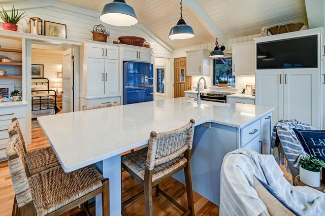 N3789 Tipperary Road, Poynette, WI 53955