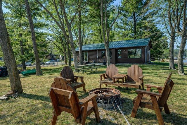 N3789 Tipperary Road, Poynette, WI 53955